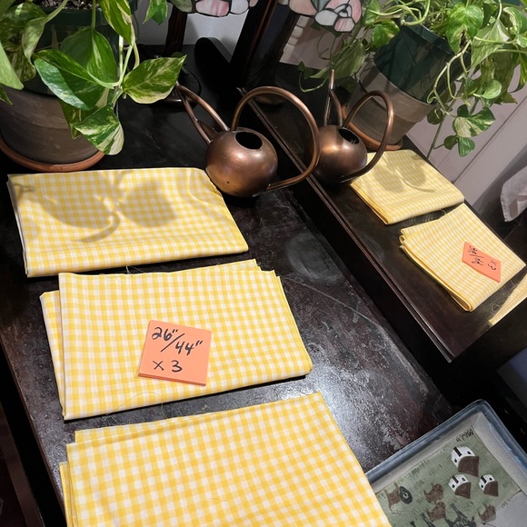 Vintage Bundle of 3 gingham pieces of fabric - Picture 2 of 13
